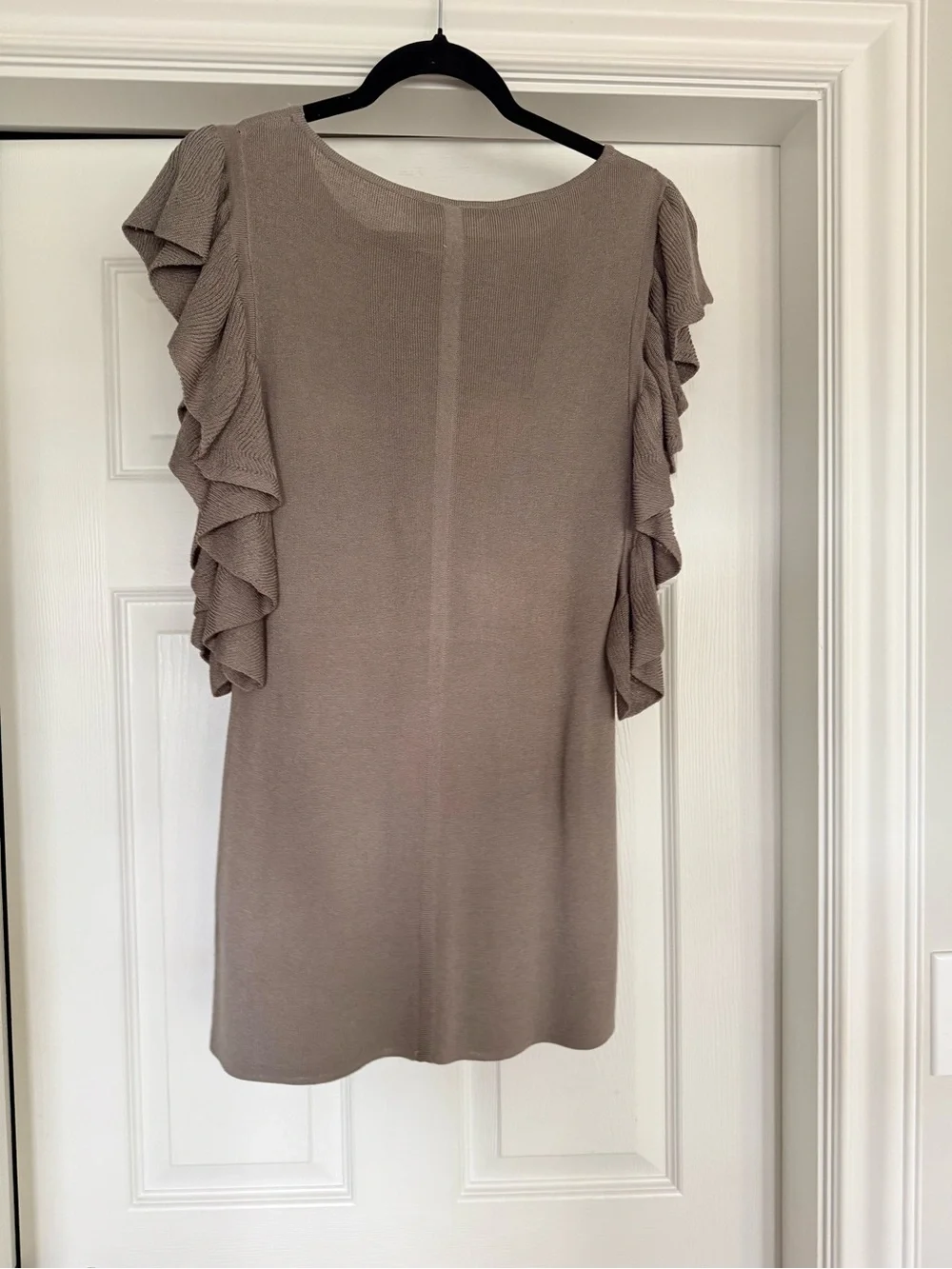 Adrienne Vittadini Gray Ruffle Sleeveless Top - Picture 2 of 3